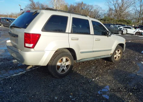 2007 Jeep Grand Cherokee Laredo z USA, uszkodzony, nr VIN 1J8HR48N67C614536